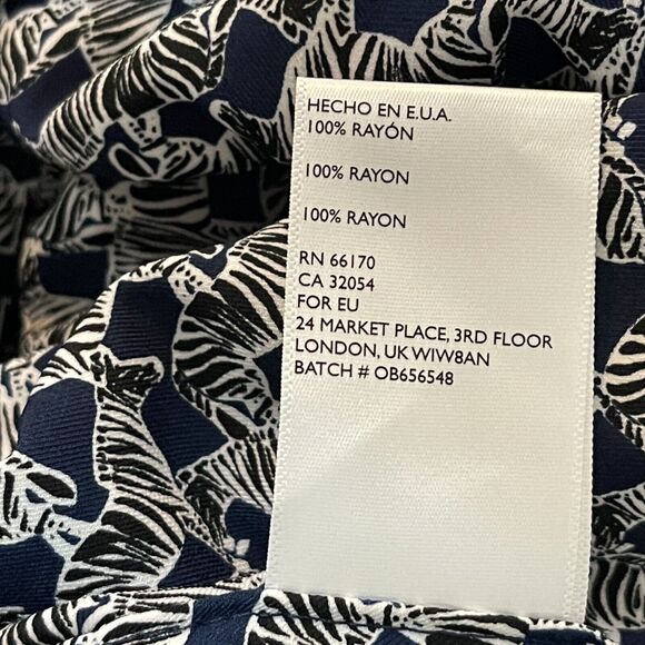 Free People Zebras Puffer Cropped Off The Shoulder Top Women's Size Medium - Picture 8 of 11